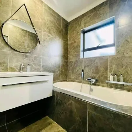 Cozier Glitz Villa Kaapstad Buitenkant foto