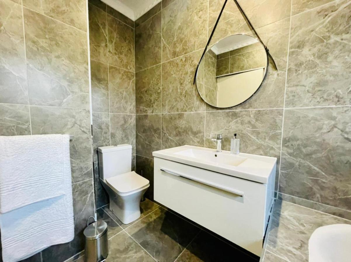 Cozier Glitz Kaapstad