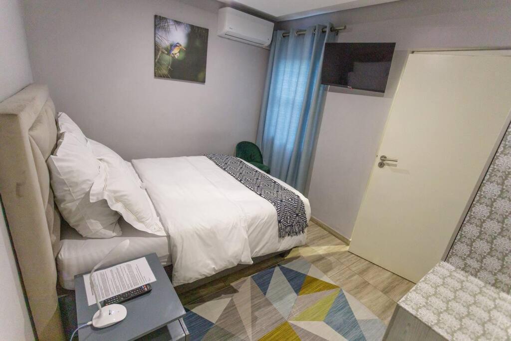 Cozier Glitz Kaapstad
