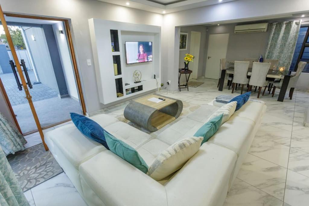 Vakantiehuis Cozier Glitz *